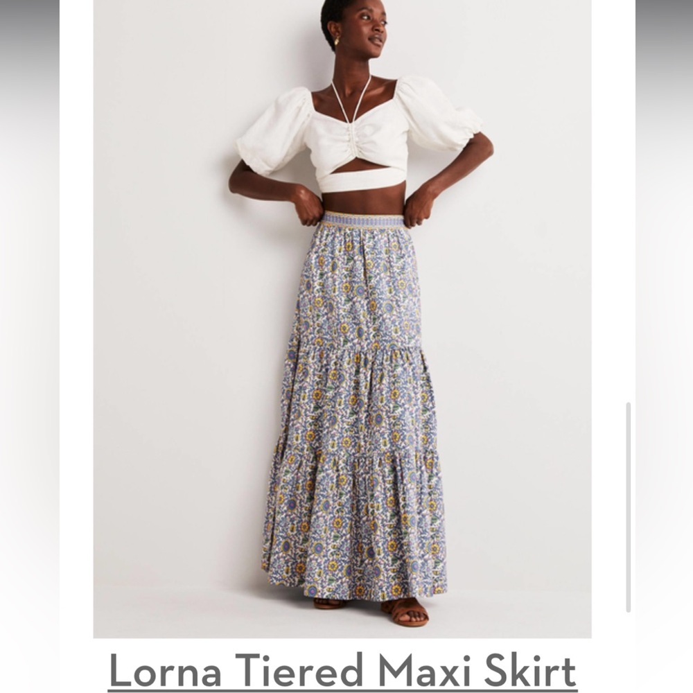 Enchating Twig, Ivory
Lorna Tiered Maxi Skirt